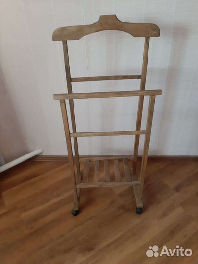 Вешалка напольная слуга