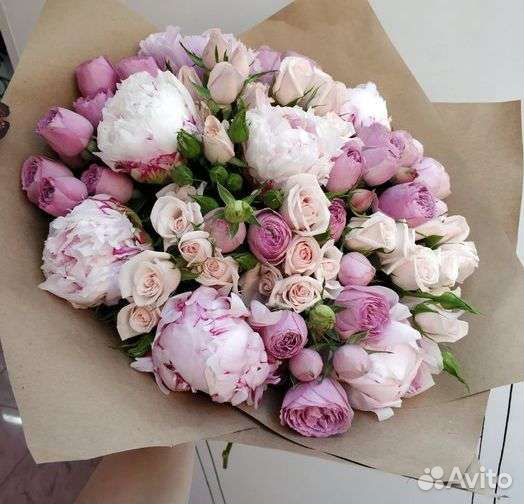 Букеты цветы пионы розы