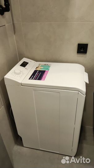 Стиральная машина Electrolux EWT1264ILW