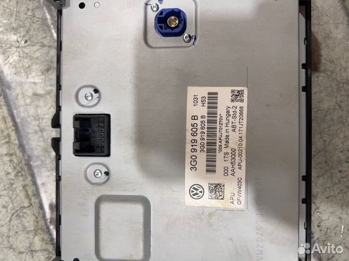 Информационный дисплей Volkswagen Passat B8 CZD