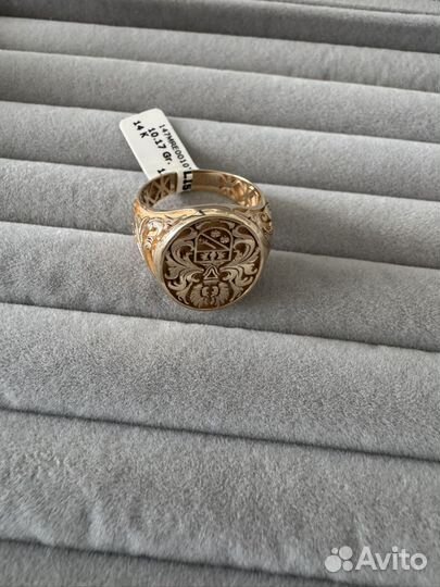 Мужской золотой перстень