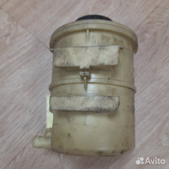 Бачок гур Nissan Almera G15 2012-2018