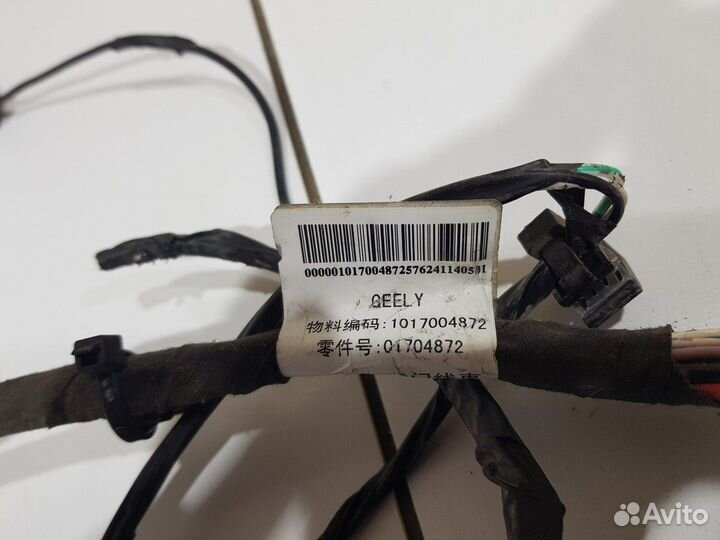 Электропроводка двери багажника (Geely Emgrand X7)