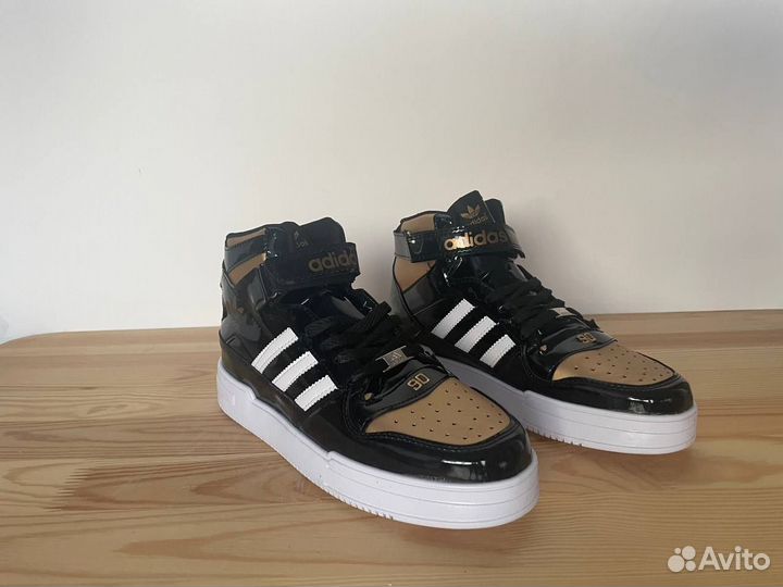 Высокие кроссовки adidas