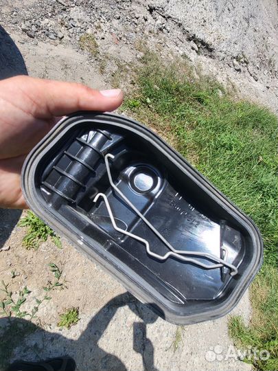 2008-13 хс60 крышка фары Левой volvo xc60