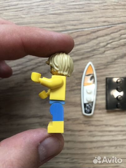 Lego minifigures series 2