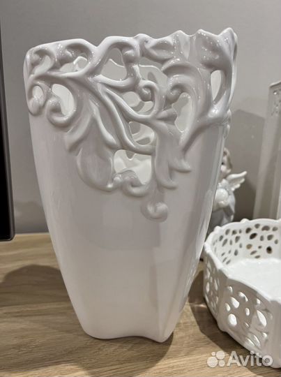 Керамическая ваза для цветов