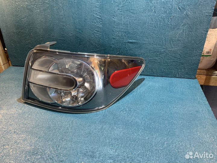 Фонарь задний правый mazda CX-7 ER3P 220615835500