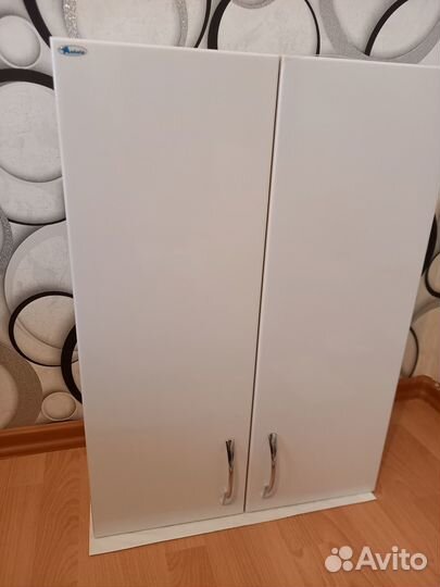 Шкаф навесной в ванную