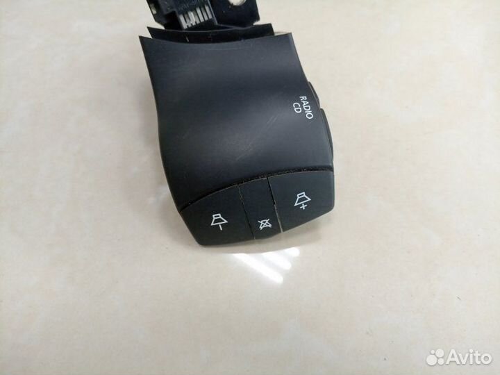 Подрулевой переключатель Renault Fluence седан