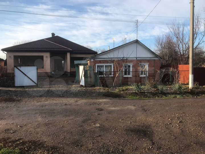 Дом 170 м² на участке 8,4 сот.