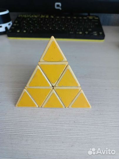 Кубик рубика пирамидка