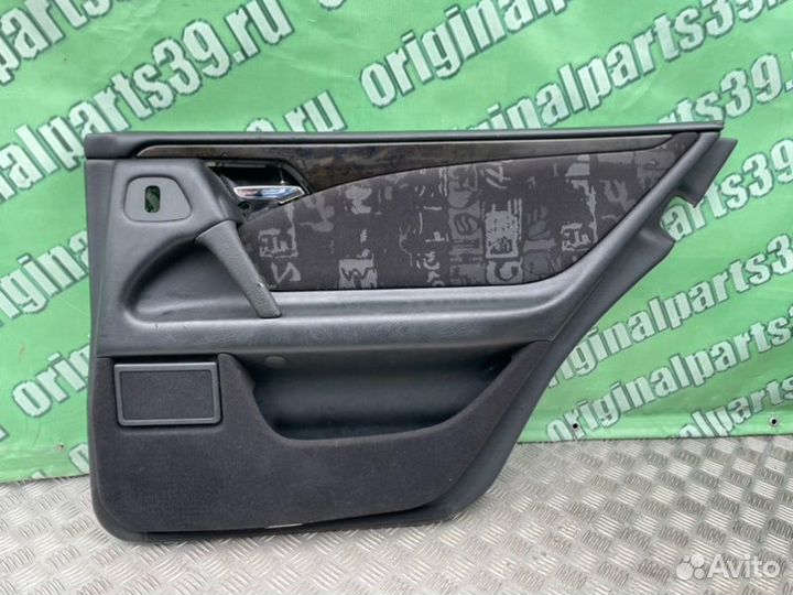 Обшивка двери задняя правая Mercedes-Benz E-Class