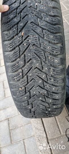 Nokian Tyres Hakkapeliitta 8 SUV 225/65 R17 106T