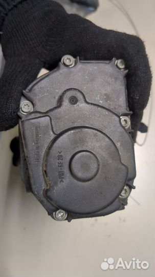 Заслонка дроссельная Volkswagen Golf 4, 1998