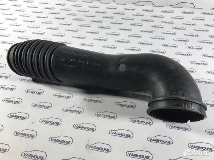 Патрубок воздушного фильтра Ford Focus MK 1 2003