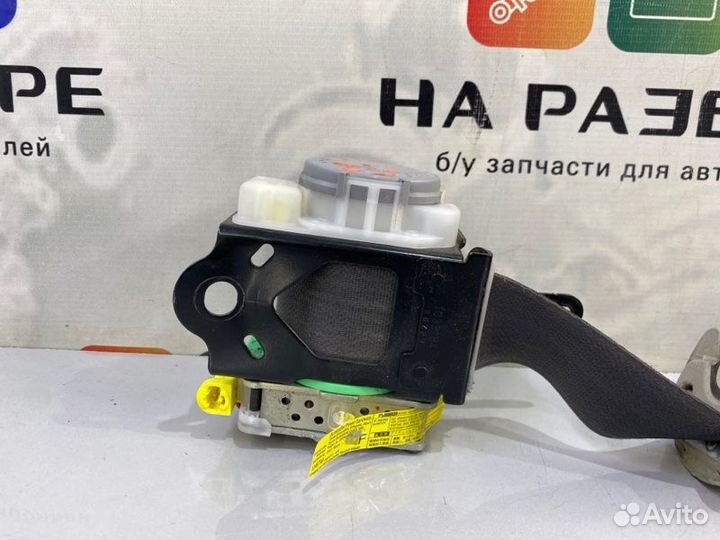 Ремень безопасности передний левый Toyota Corolla