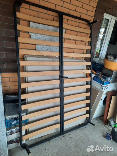 Каркас для двуспальной кровати 140х200