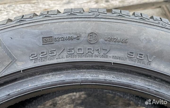 Goodyear UltraGrip 8 Performance 225/50 R17