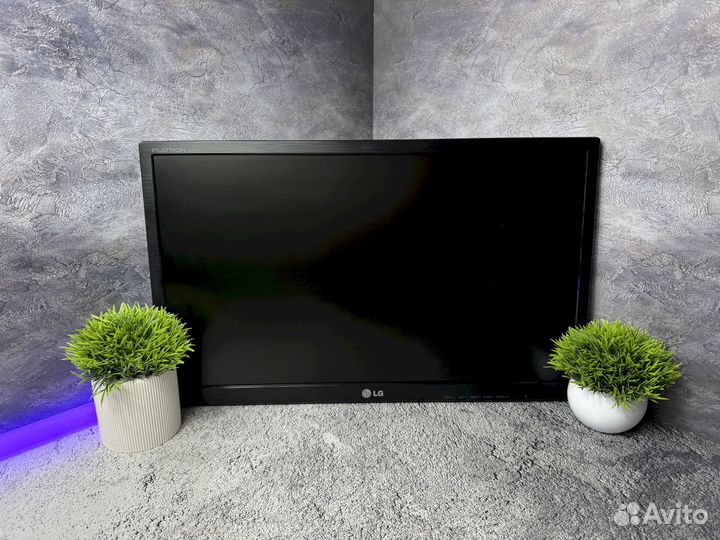 Монитор LG 23 дюйма + кронштейн