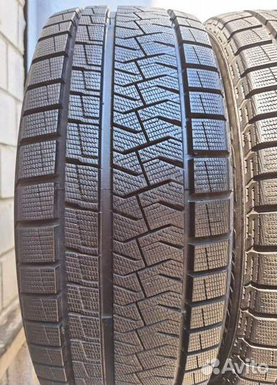 Pirelli Ice Asimmetrico 225/50 R17 94Q