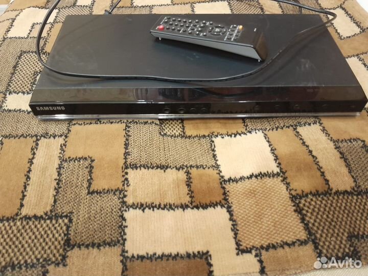 Видеомагнитофон samsung