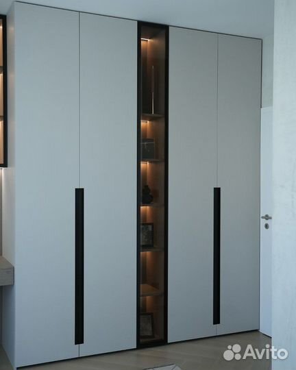 Шкаф в прихожую