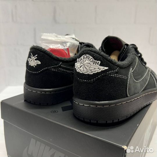 Travis Scott x Air Jordan 1 Low Phantom (10.5us)