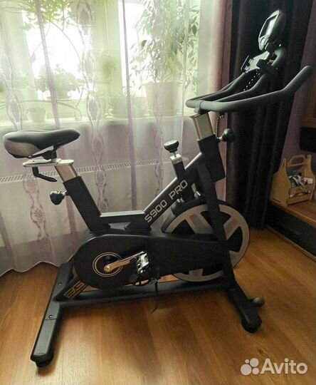 Велотренажер Bronze Gym S900 Pro