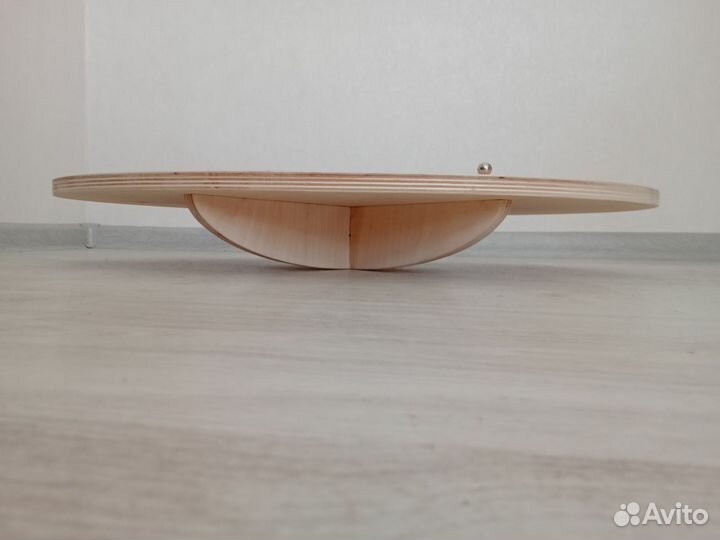 Балансировочная доска (балансборд)