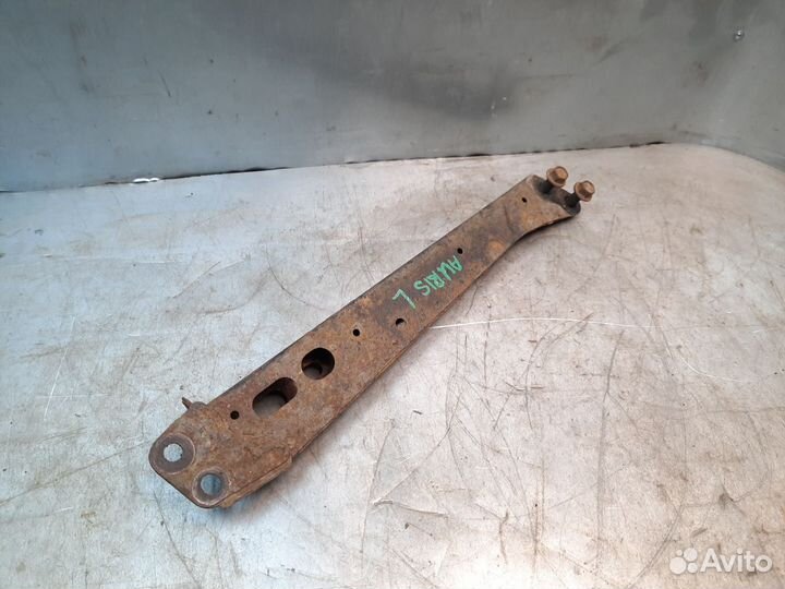 Toyota Auris E15 балка продольная