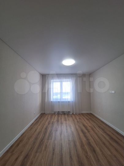 2-к. квартира, 40 м², 11/16 эт.