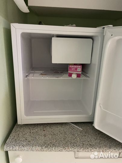 Холодильник маленький