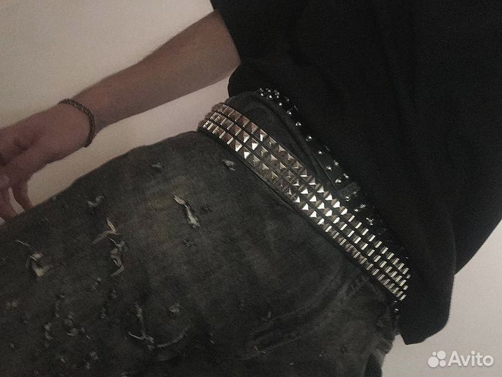 Ремень с заклепками