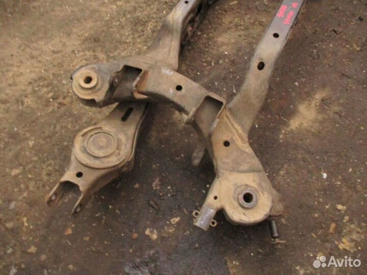 Балка задняя Hyundai Santa Fe 2 (CM)