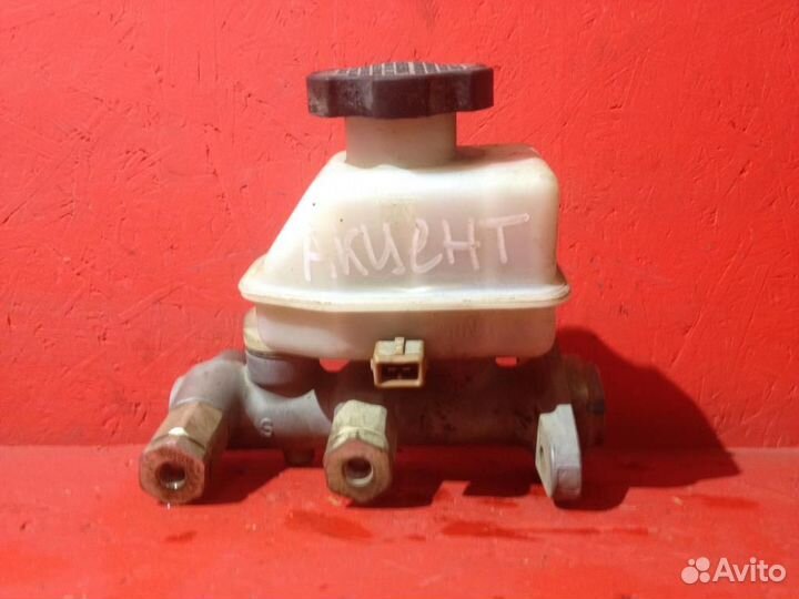 Главный тормозной цилиндр Хендай Акцент