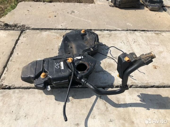 Бак топливный Audi A4 b7 B7