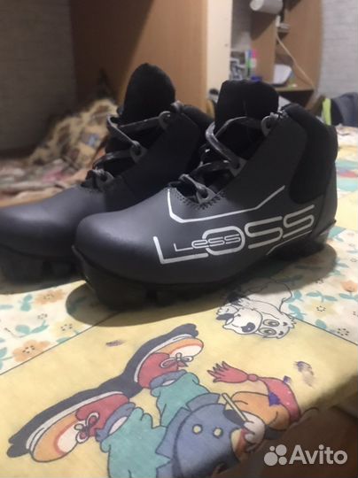 Лыжные ботинки