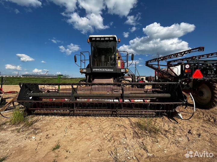 Комбайн Гомсельмаш КЗС-812 (Палессе GS812), 2010
