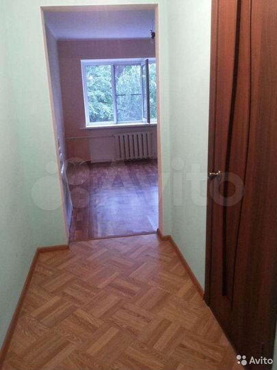 2-к. квартира, 33 м², 3/3 эт.