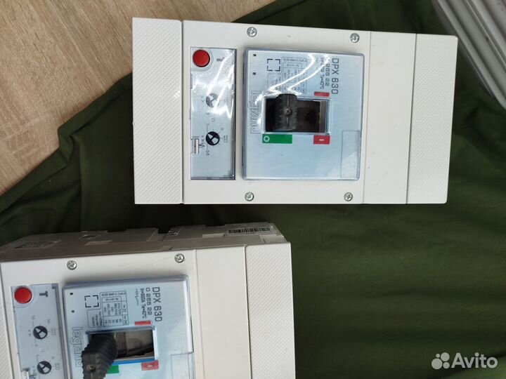 Авт. выключатель 320А Legrand DPX 630