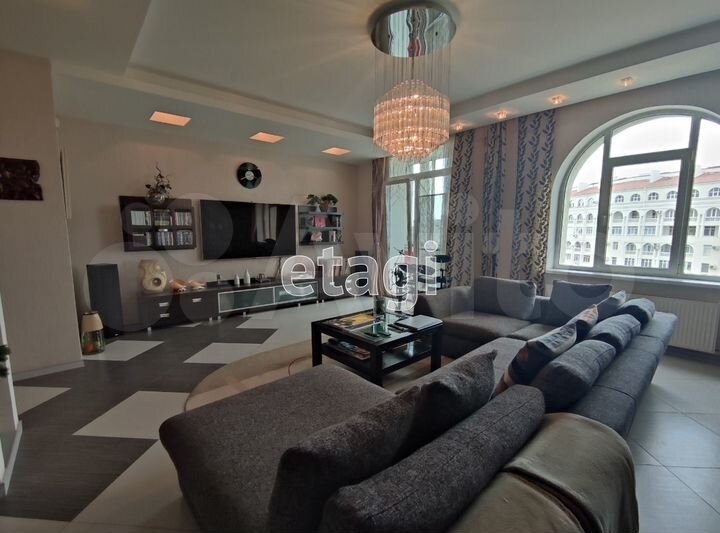 5-к. квартира, 156 м², 5/5 эт.