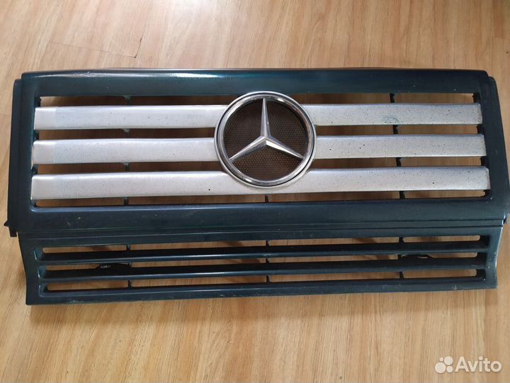 W463 Mersedes Гелендваген решетка радиатора