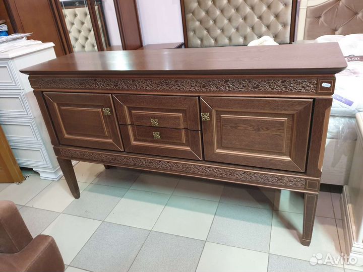 Тумба новая из дуба