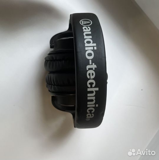 Наушники Audio-Technica ATH-M40x