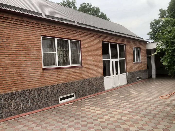 Дом 200 м² на участке 10 сот.