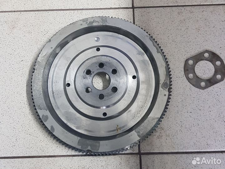 Маховик priora