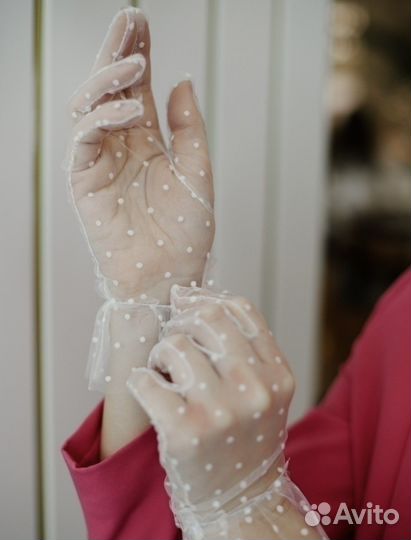 Перчатки свадебные новые