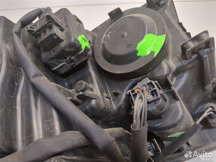 Фара (передняя) Volvo XC90, 2006