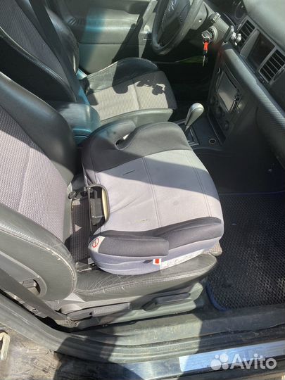 Детское авто кресло